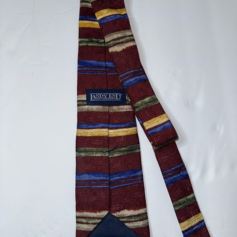 Lands’Ends Tie - Picture 3 of 5